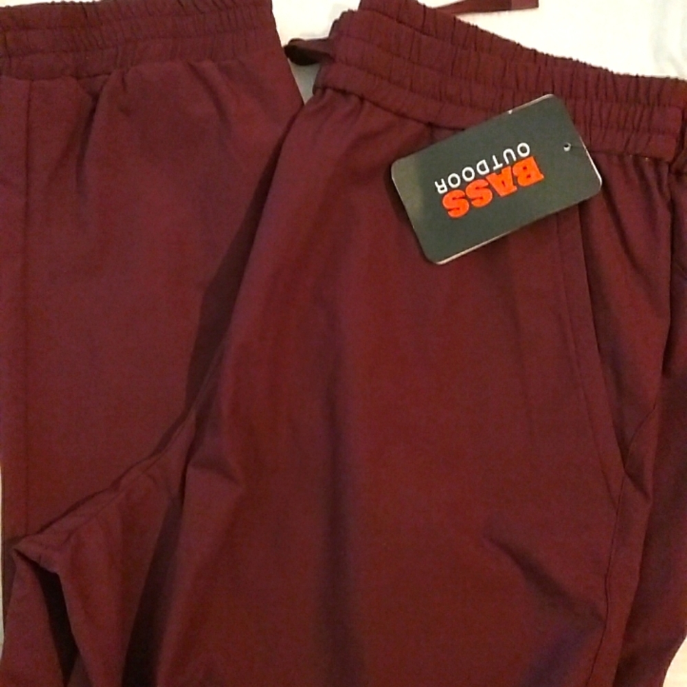 NWT Bass Outdoor, Joggers sz M, Fig